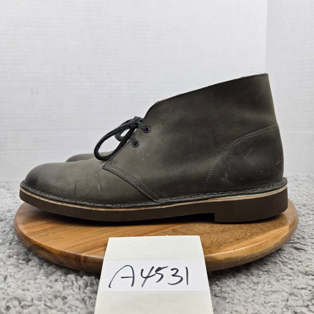 Clarks Men 10.5M Bushacre Gray Leather Casual Daily Lifestyle Desert Chukka Boot